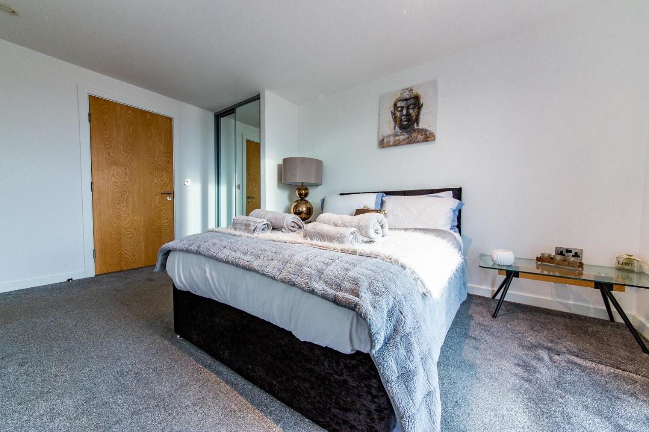 Spacious 3-Bed Penthouse With City Sky Line Views Sheffield Exteriör bild